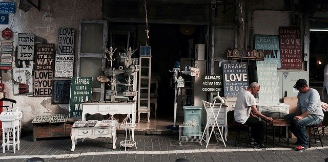 store-1245758_640